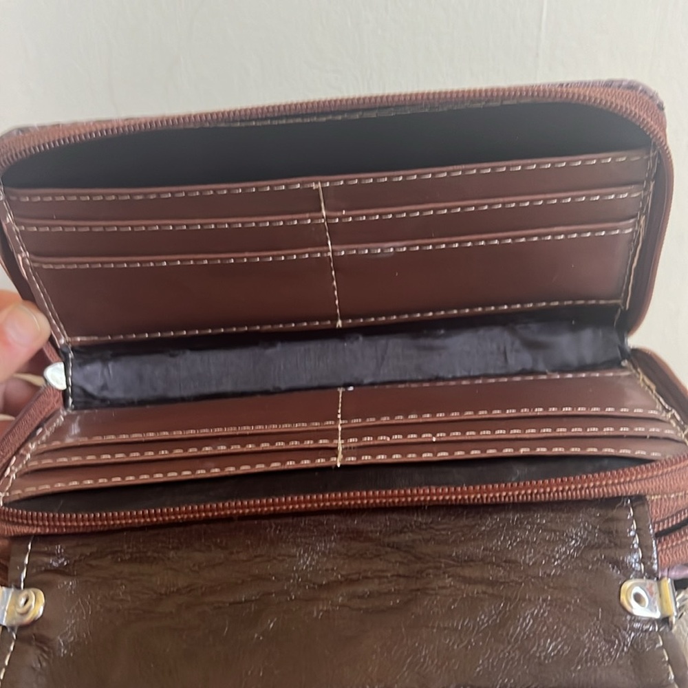 Purse - Picture 4 of 4